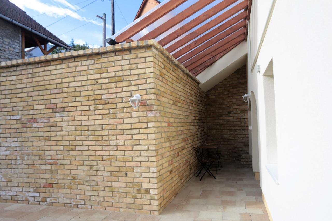 Apartament Jokai 19 Vendeghaz Veszprém Zewnętrze zdjęcie